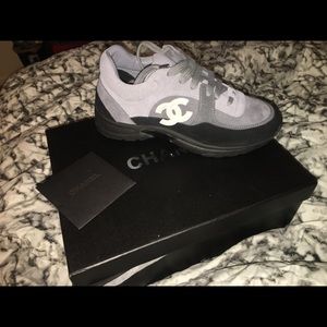 WOMENS CHANEL SNEAKER